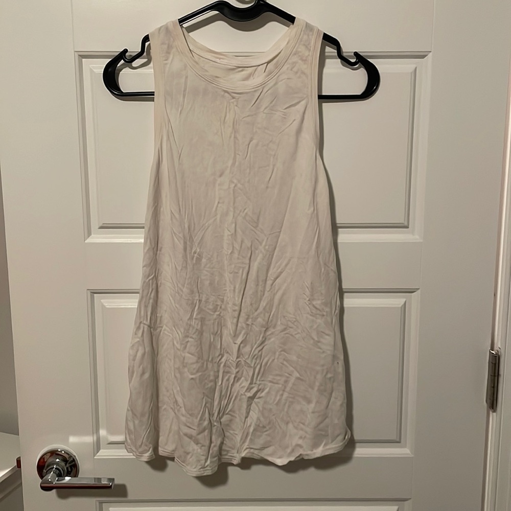 Lululemon tank